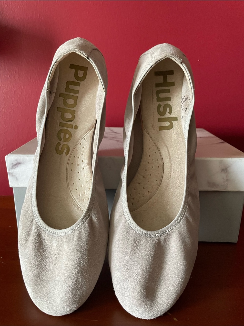 Hush Puppies Women's Light Gray Ballet Flats - Suede Slip-Ons